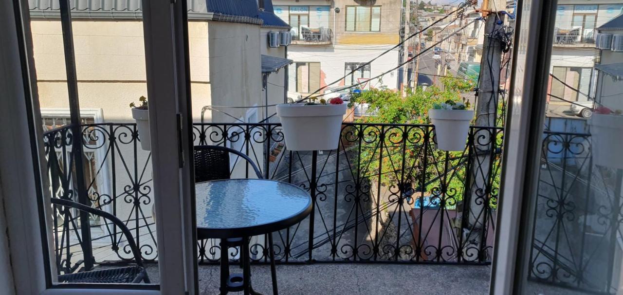 קוטאיסי Bookinist Apartment מראה חיצוני תמונה